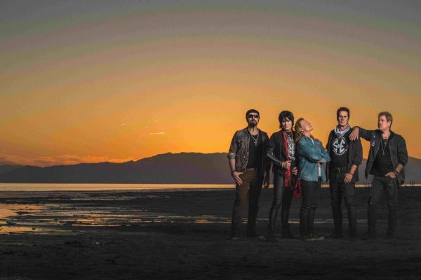 Band LineUp
