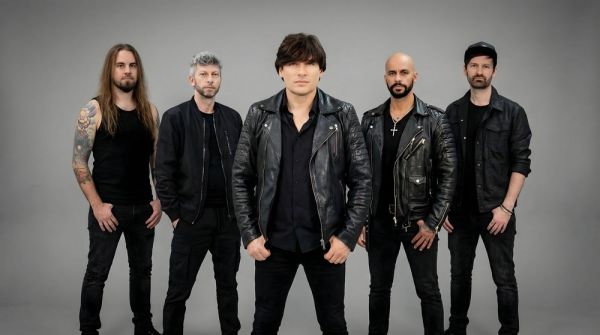 Band LineUp