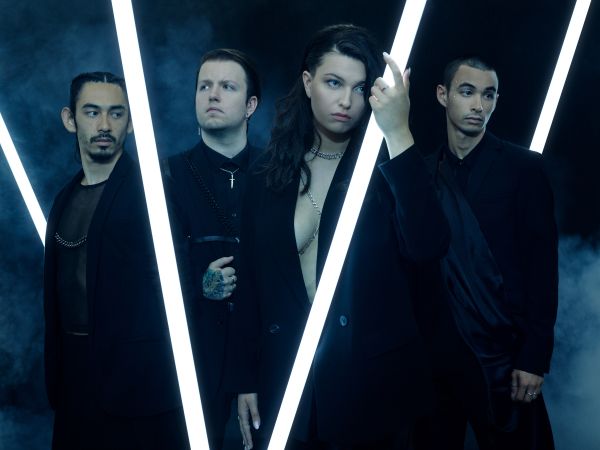 Band LineUp