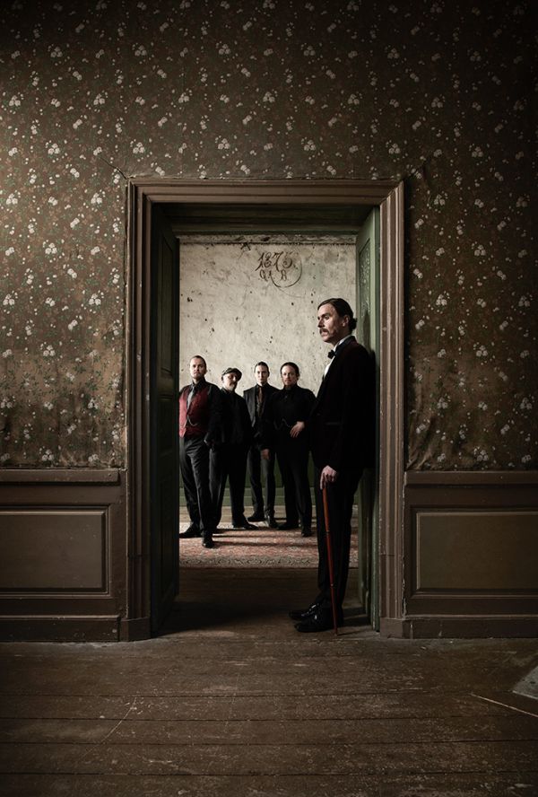 Band LineUp